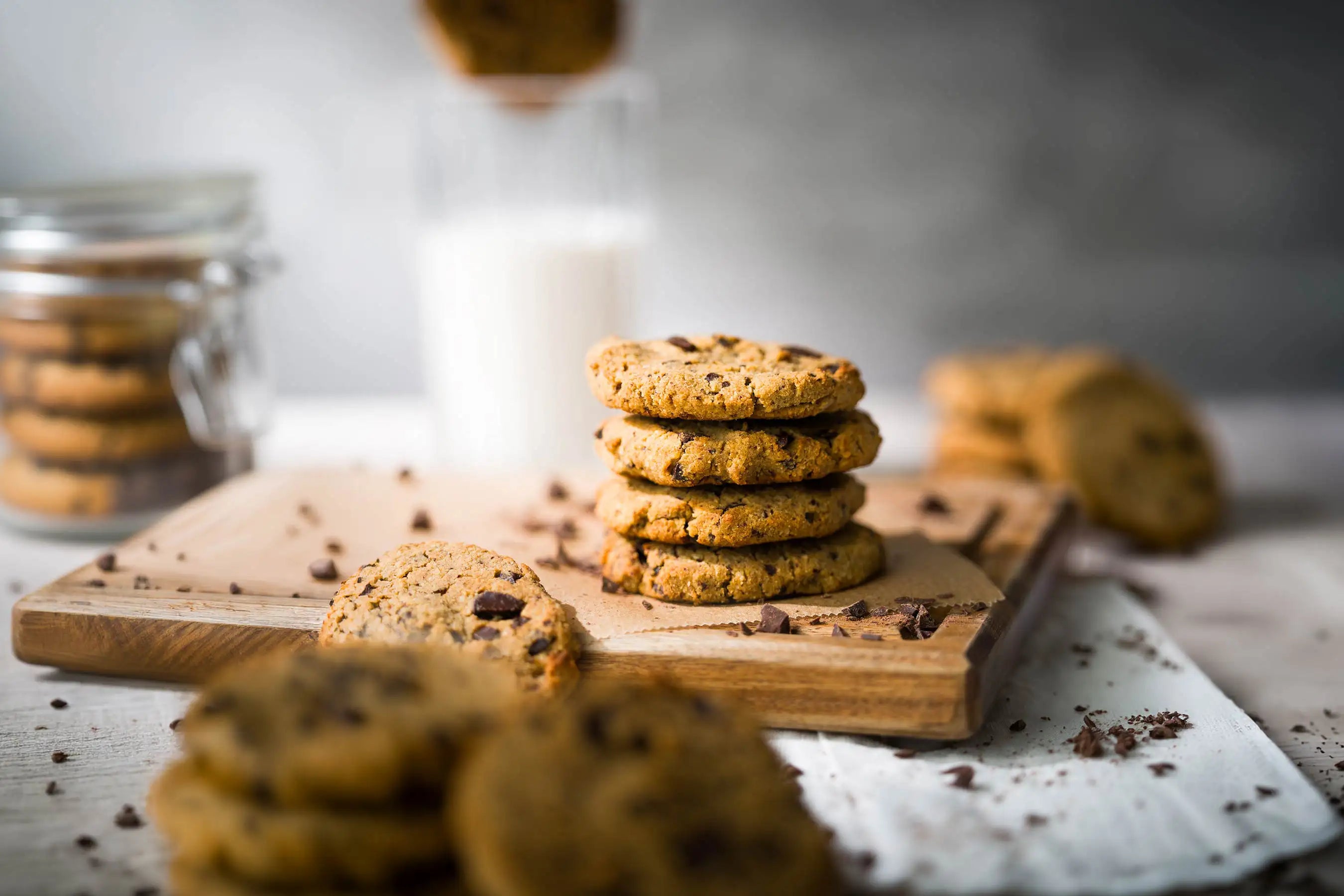 Soft American Cookies glutenfrei und vegan ohne Zuckerzusatz, nur mit Dattelmus gesüßt – NaschNatur Rezept