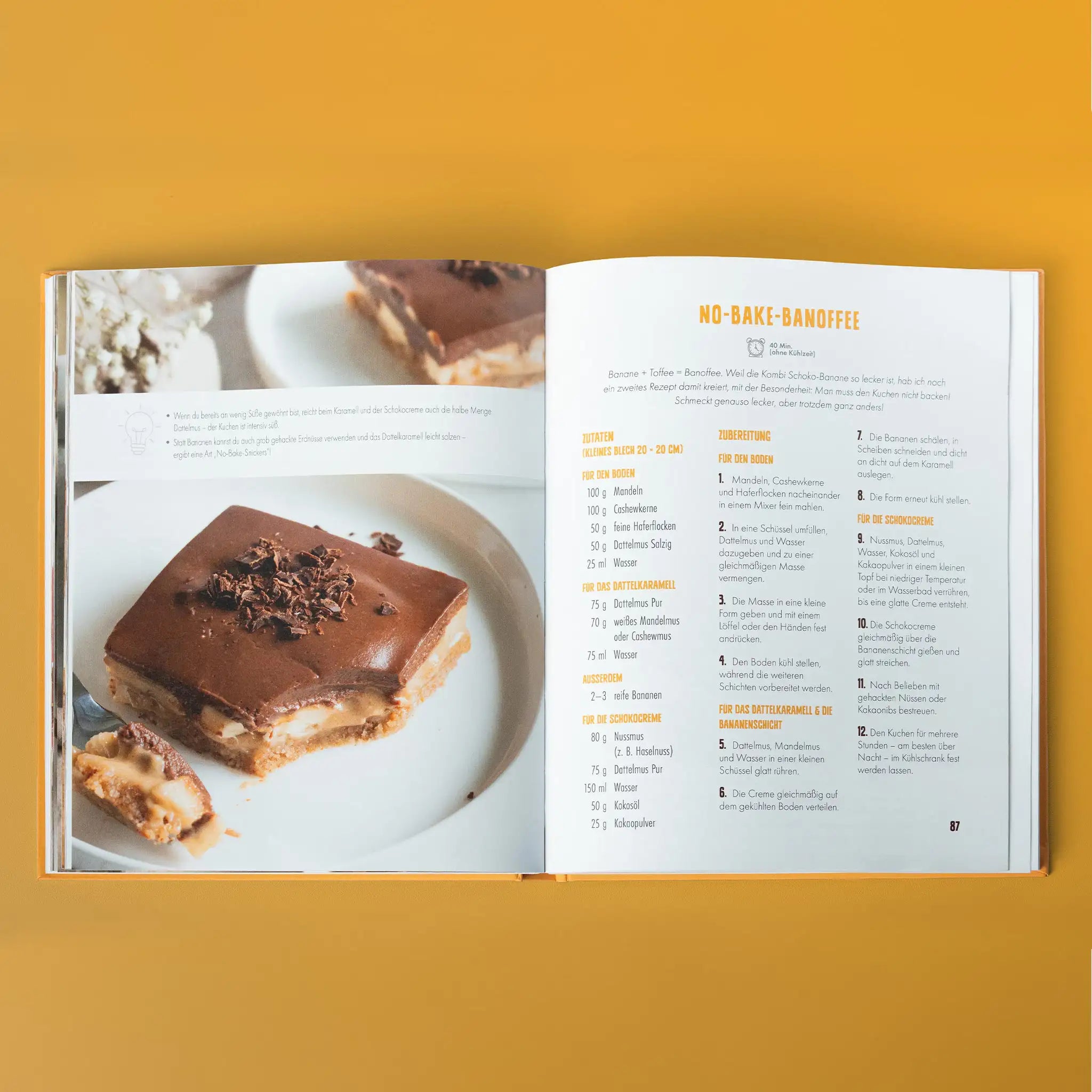 Seite 87 aus dem Buch „Bye Bye Zucker, Hallo Genuss” von Andrea Schlumpp, Rezept für Donauwelle ohne Zuckerzusatz.